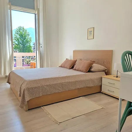 Palacinema - Old Town Apartamento