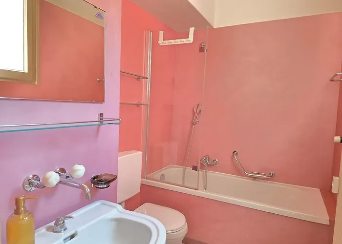 Palacinema - Old Town Apartment Locarno