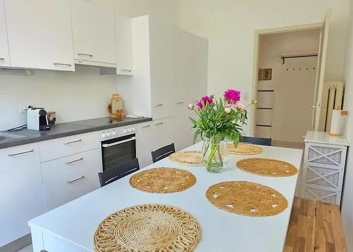 Palacinema - Old Town Apartment