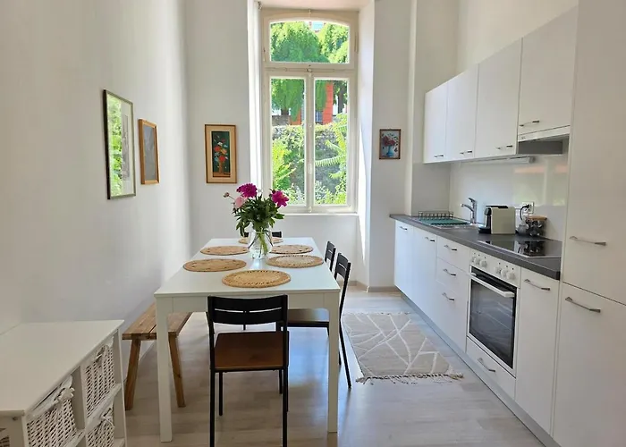 Palacinema - Old Town *