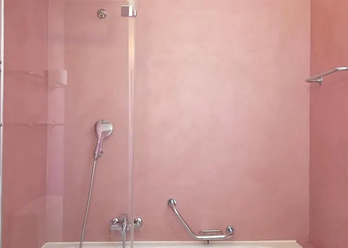 Palacinema - Old Town Apartment *