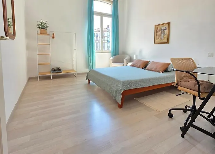 Palacinema - Old Town ロカルノ